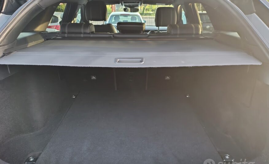Land Rover Range Rover Velar 2.0D I4 240 CV R-Dyna