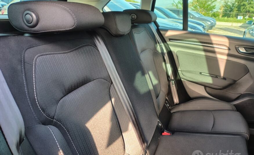 Renault Megane Mégane Sporter dCi 8V 110 CV EDC En