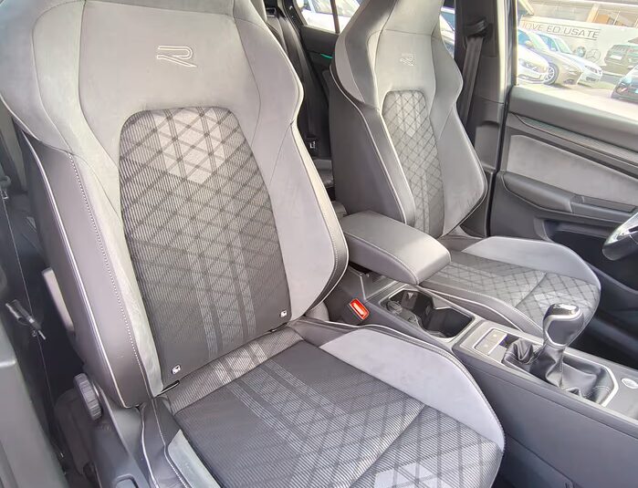 Volkswagen Golf 1.5 TSI 150 CV EVO R-LINE 2022