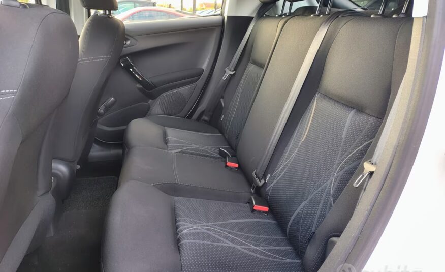 Peugeot 208 1.4 HDi 68 CV 5 porte Active