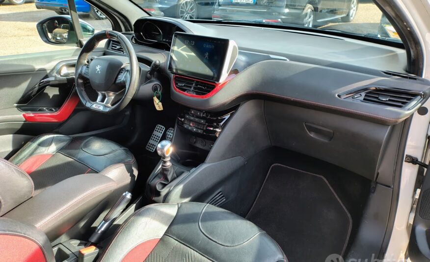 Peugeot 208 1.6 THP 200 CV 3 porte GTi