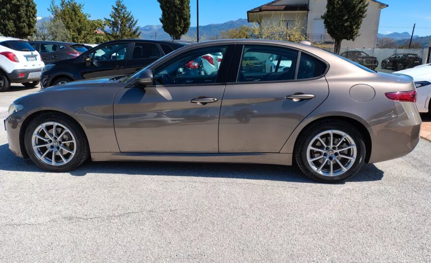 Alfa Romeo Giulia 2.2 Turbodiesel 150 CV