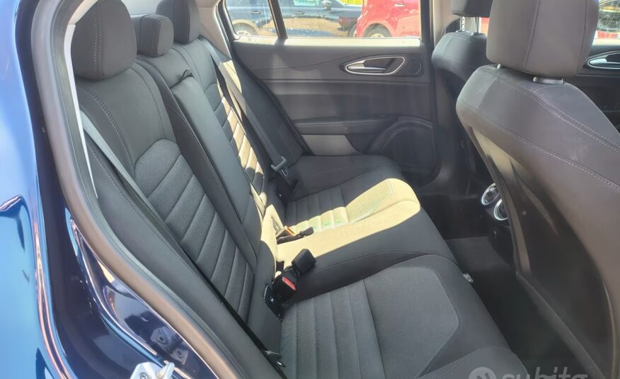 Alfa Romeo Giulia 2.2 Turbodiesel 136 CV Business