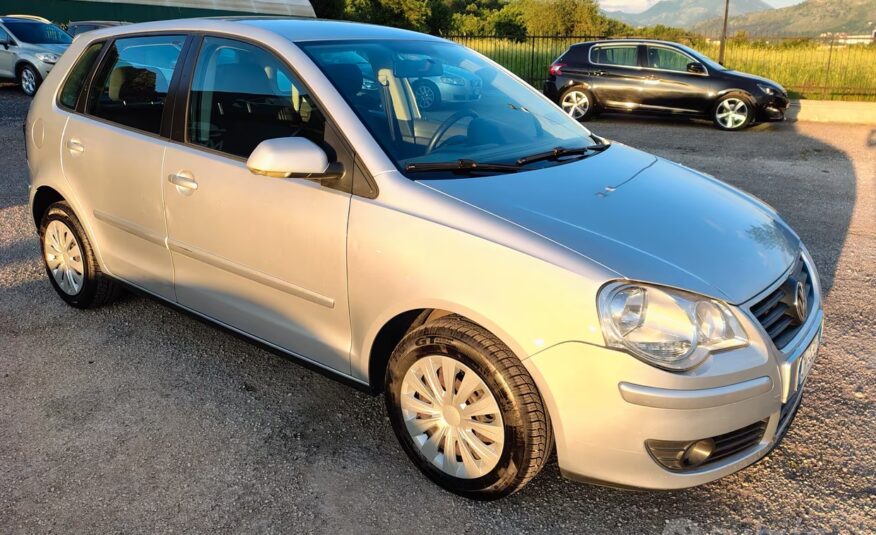 Volkswagen Polo 1.4/80CV 16V 5p. Comfort. BiFuel G