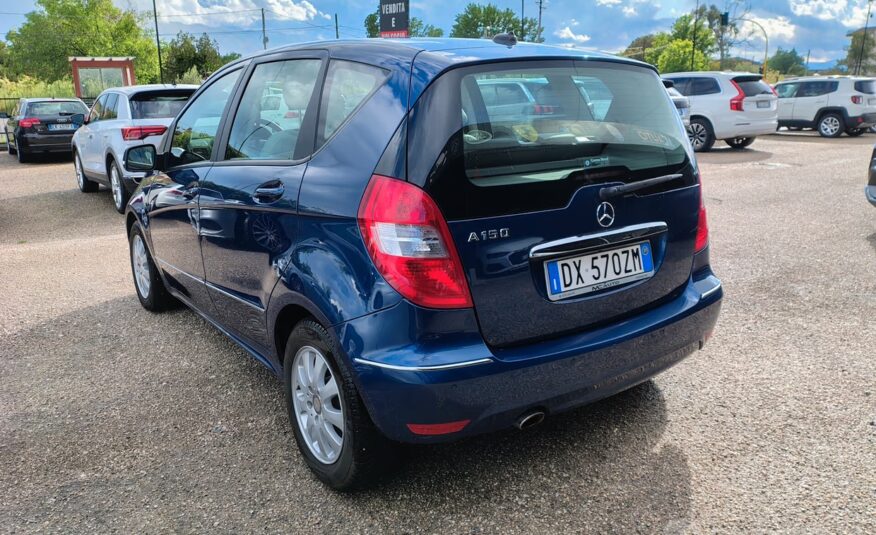 Mercedes-benz A 150 BlueEFFICIENCY Avantgarde