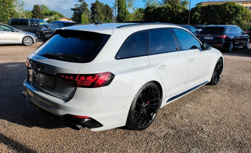 Audi A4 RS 4 STUPENDA