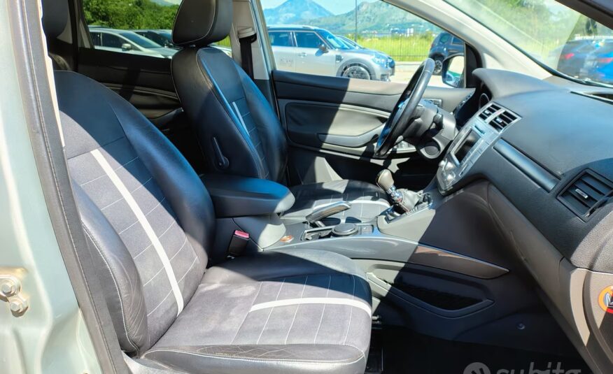 Ford Kuga 2.0 TDCi 136 CV 4WD Titanium DPF
