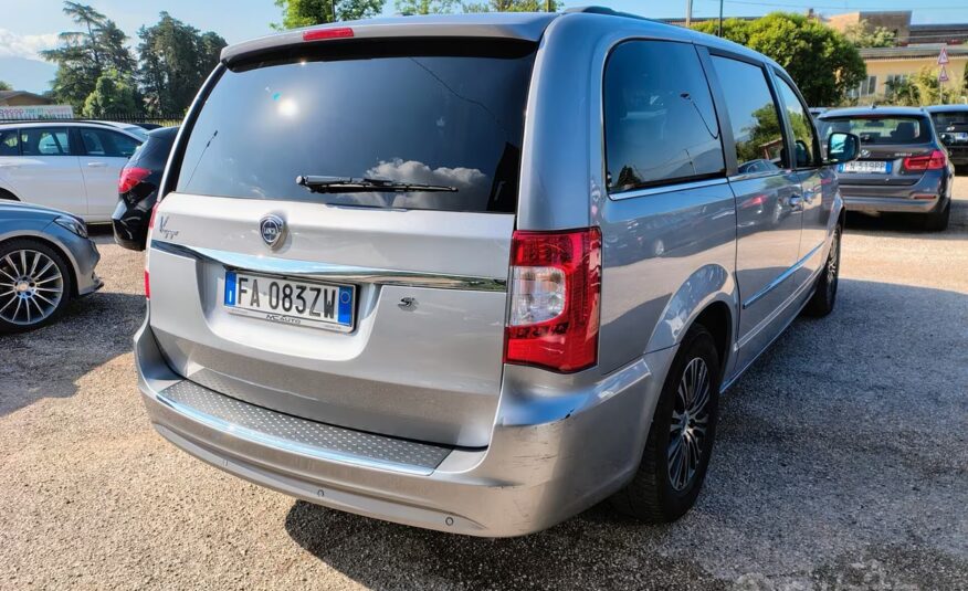 Lancia Voyager 2.8 Turbodiesel Platinum 177 CV