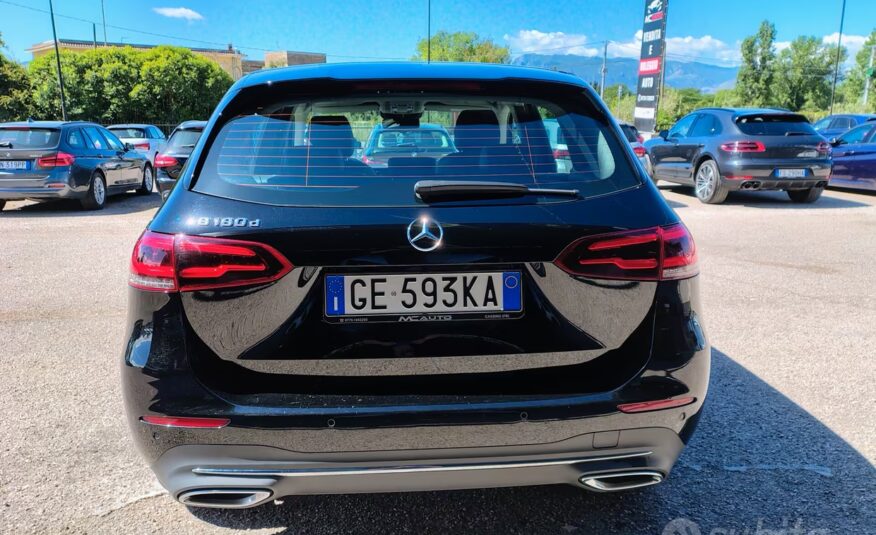 Mercedes-benz B 180 B 180 d Automatic Business Ext