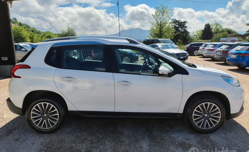 Peugeot 2008 PureTech 82 Allure