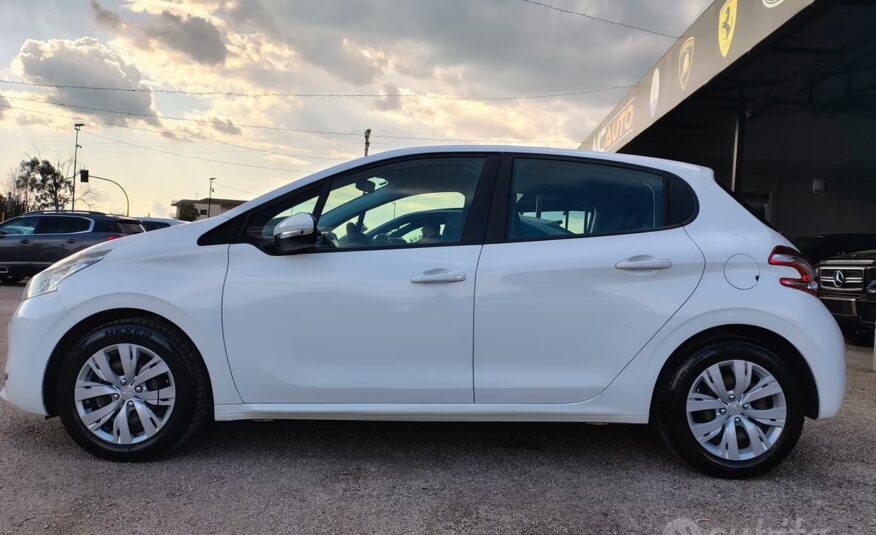 Peugeot 208 1.4 HDi 68 CV 5 porte Active