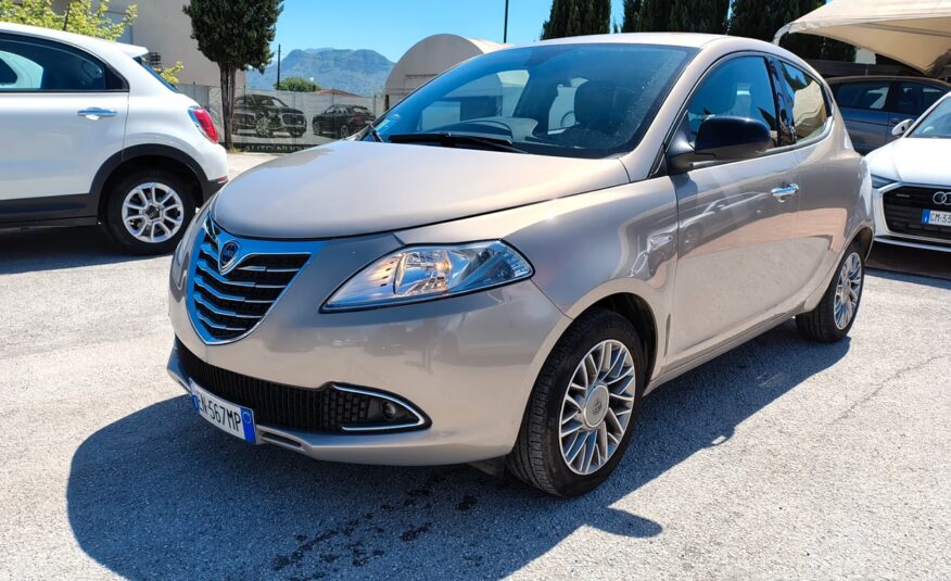 Lancia Ypsilon 1.3 MJT 16V 95 CV 5 porte S&S Plati