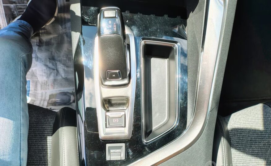 Peugeot 5008 BlueHDi 130 S&S EAT8 Allure