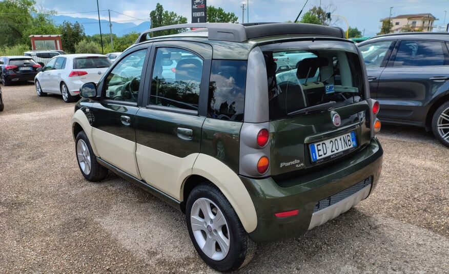 Fiat Panda 1.3 MJT 16V 4×4 Cross