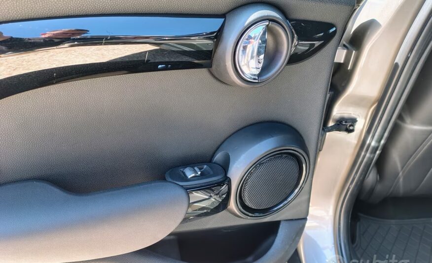 Mini Mini 2.0 Cooper SD aut. Hype