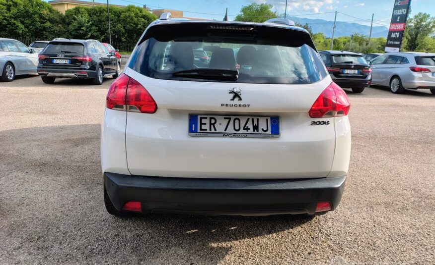 Peugeot 2008 1.2 VTi 82CV Allure