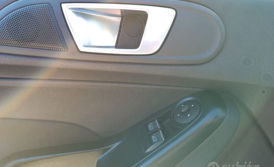 Ford Fiesta 1.0 80CV 5 porte – “UNIPROPRIETARIO”
