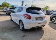 Peugeot 208 1.6 THP 200 CV 3 porte GTi