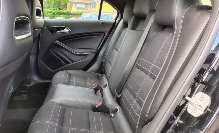 Mercedes-benz A 160 d Premium