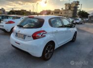 Peugeot 208 PureTech 82 5 porte Allure