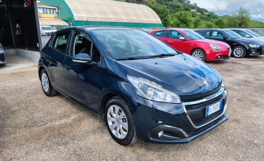 Peugeot 208 PureTech 82 5 porte Allure