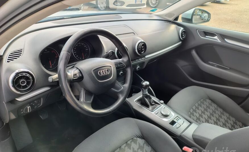Audi A3 SPB 1.6 TDI clean diesel Ambition