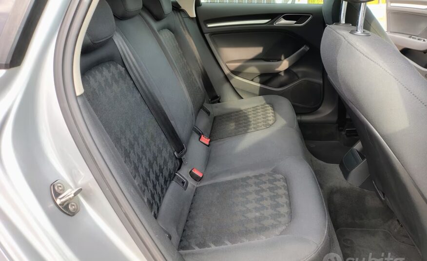 Audi A3 SPB 1.6 TDI clean diesel Ambition