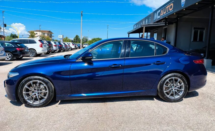 Alfa Romeo Giulia 2.2 Turbodiesel 136 CV Business