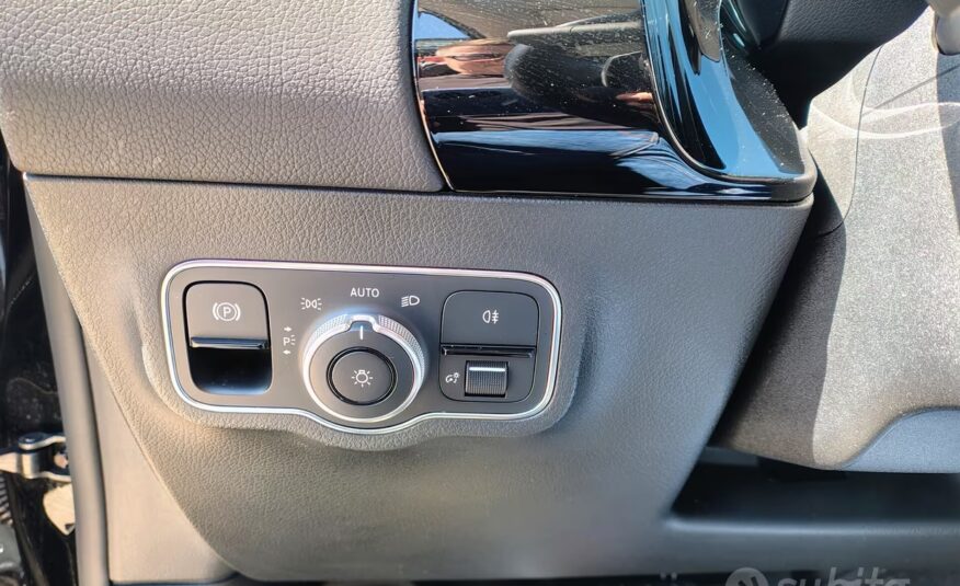 Mercedes-benz B 180 B 180 d Automatic Business Ext