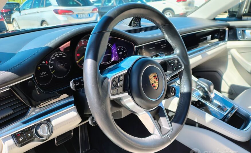 Porsche Panamera 2.9 4 E-Hybrid auto