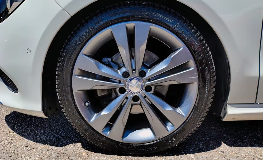Mercedes-benz CLA 180 d Automatic Premium