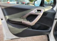 Peugeot 2008 1.2 VTi 82CV Allure