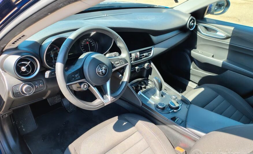 Alfa Romeo Giulia 2.2 Turbodiesel 136 CV Business