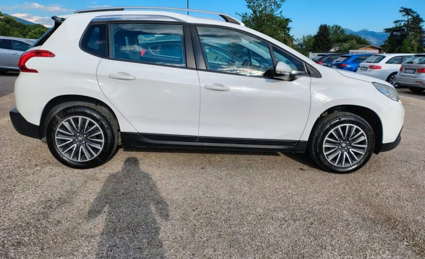 Peugeot 2008 1.2 VTi 82CV Allure
