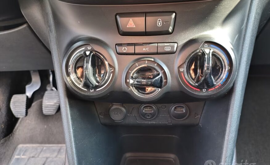 Peugeot 2008 1.2 VTi 82CV Allure
