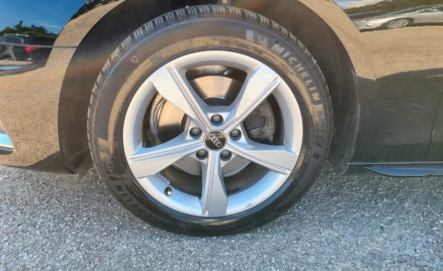 Audi A4 30 TDI/136 CV S tronic S line edition