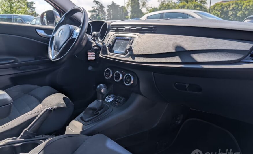 Alfa Romeo Giulietta 1.6 JTDm TCT 120 CV Super
