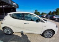 Lancia Ypsilon 1.2 69 CV 5 porte S&S Platinum
