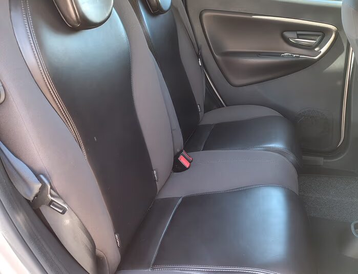 Lancia Ypsilon 1.3 MJT 16V 95 CV 5 porte S&S Plati