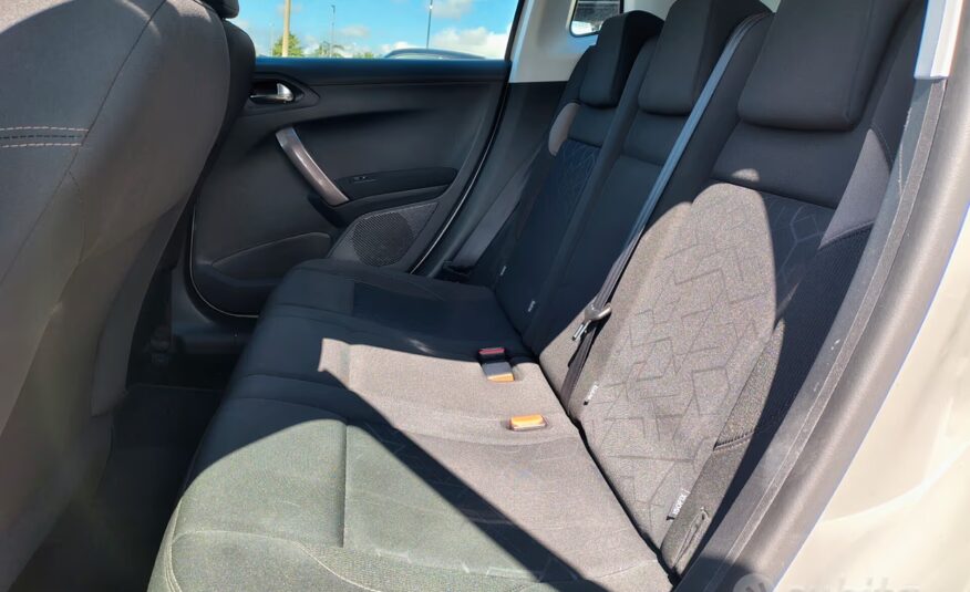 Peugeot 2008 PureTech 82 Allure