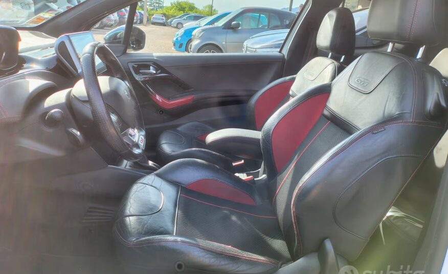 Peugeot 208 1.6 THP 200 CV 3 porte GTi