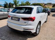 Audi Q3 40 TDI quattro S tronic S line edition