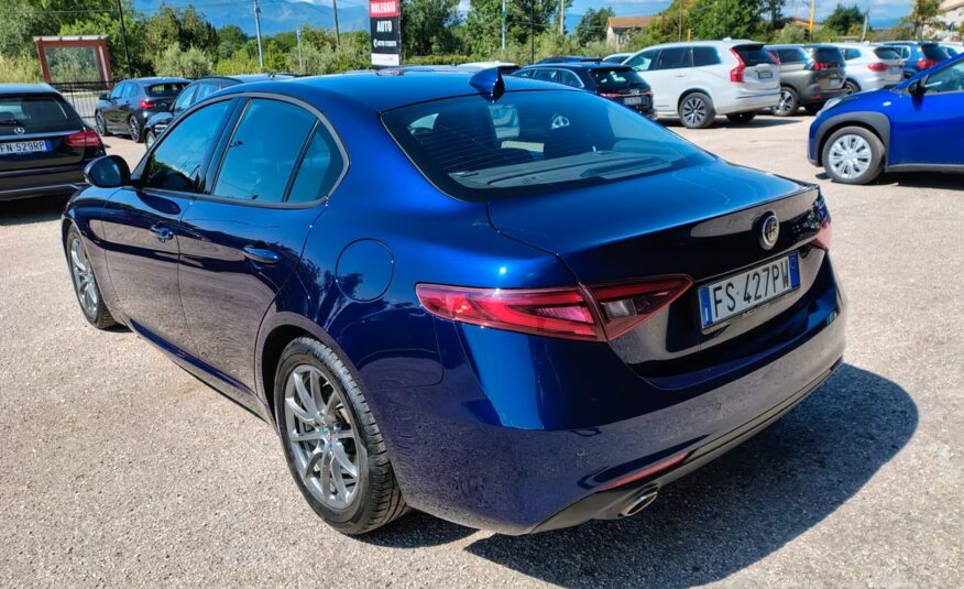 Alfa Romeo Giulia 2.2 Turbodiesel 136 CV Business