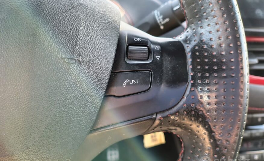 Peugeot 208 1.6 THP 200 CV 3 porte GTi