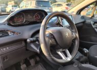 Peugeot 208 PureTech 82 5 porte Allure