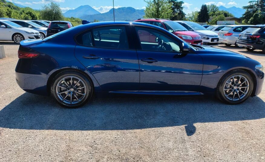 Alfa Romeo Giulia 2.2 Turbodiesel 136 CV Business