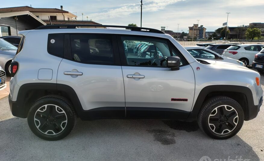 Jeep Renegade 2.0 Mjt 170CV 4WD Active Trailhawk