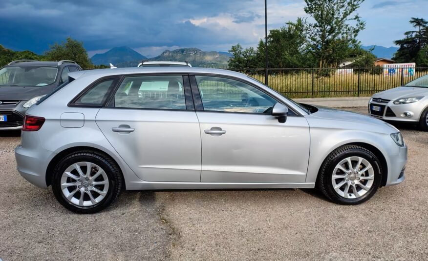 Audi A3 SPB 1.6 TDI clean diesel Ambition