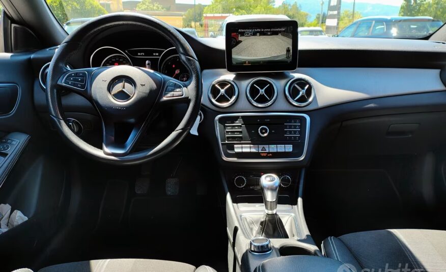 Mercedes-benz CLA 180 d Automatic Premium