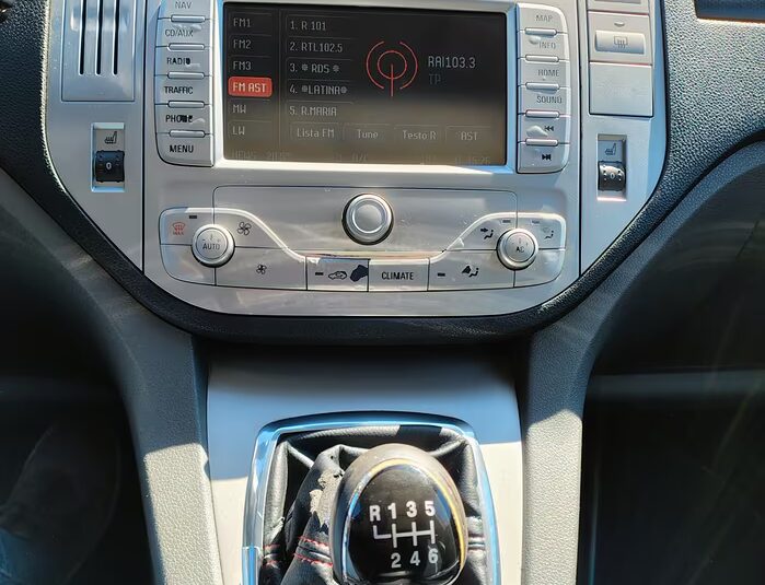 Ford Kuga 2.0 TDCi 136 CV 4WD Titanium DPF